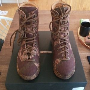 yeezy canvas military boot